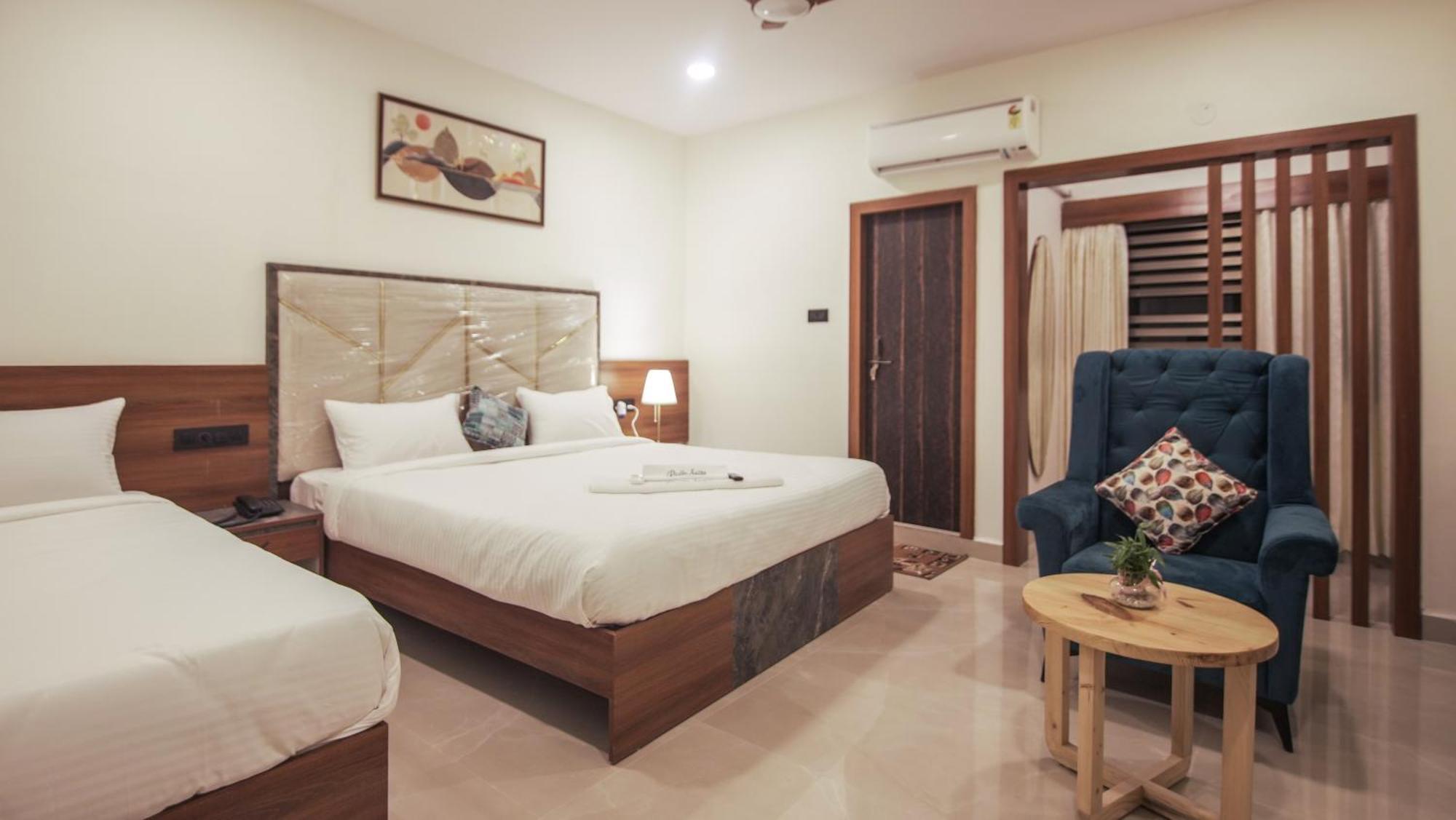 Radhe Suites Haiderabad Buitenkant foto