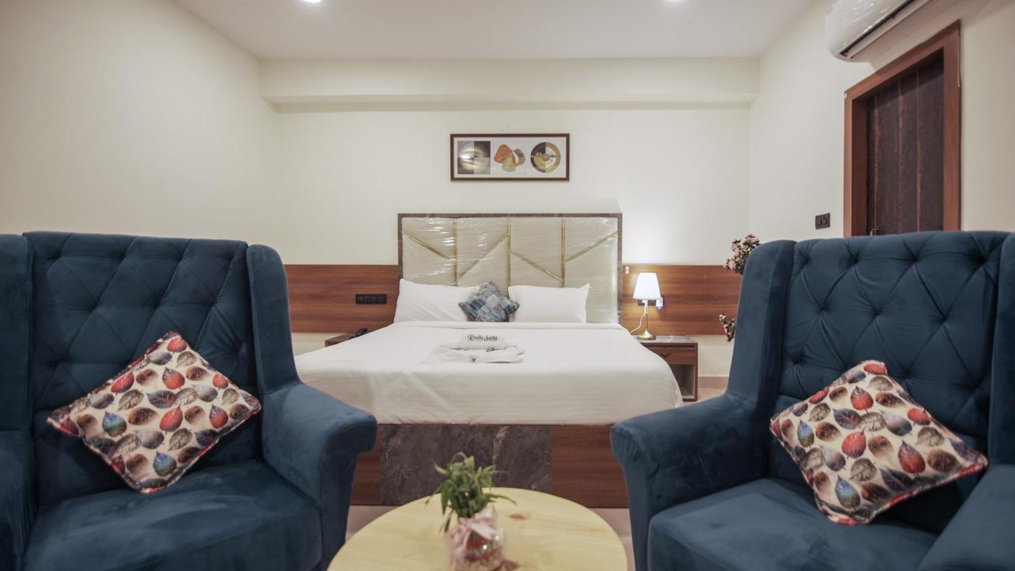 Radhe Suites Haiderabad Buitenkant foto